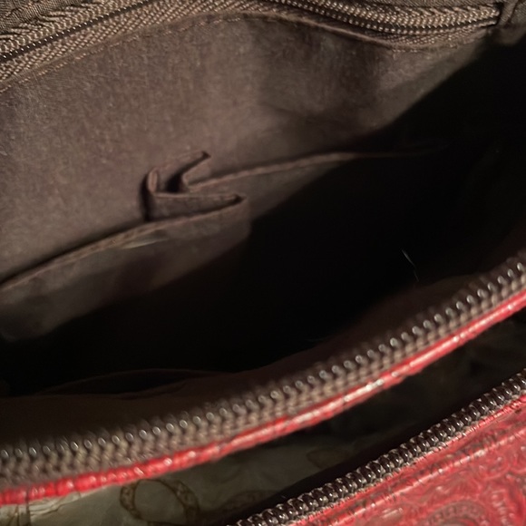 Deep red paisley tapestry RELIC purse and wallet. Rare - Picture 5 of 9